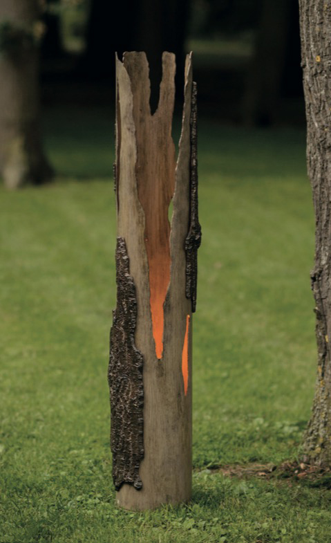 Iron Tree Trunk Post Light for Outdoors AL 6849 Iron Tree Trunk Post Light for Outdoors AL 6849