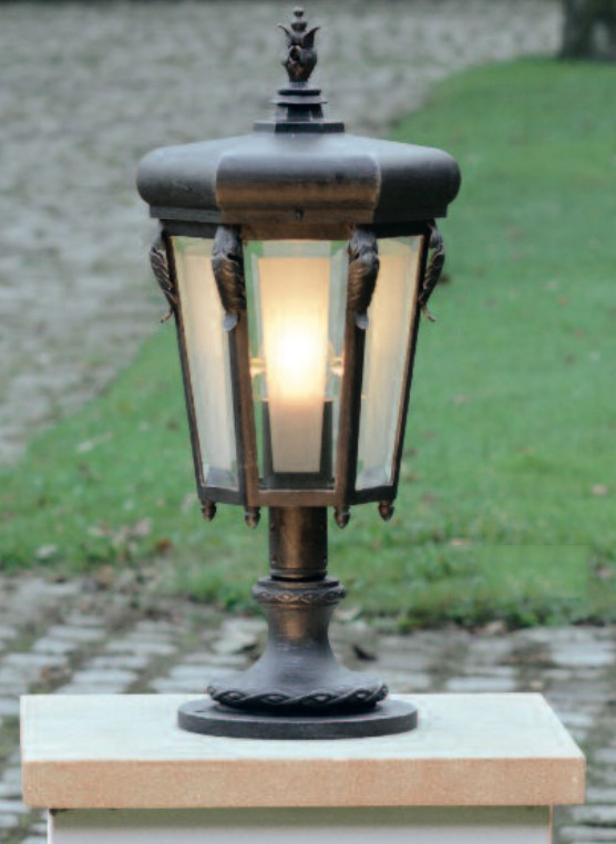 Hexagonal Pedestal Light AL 6803