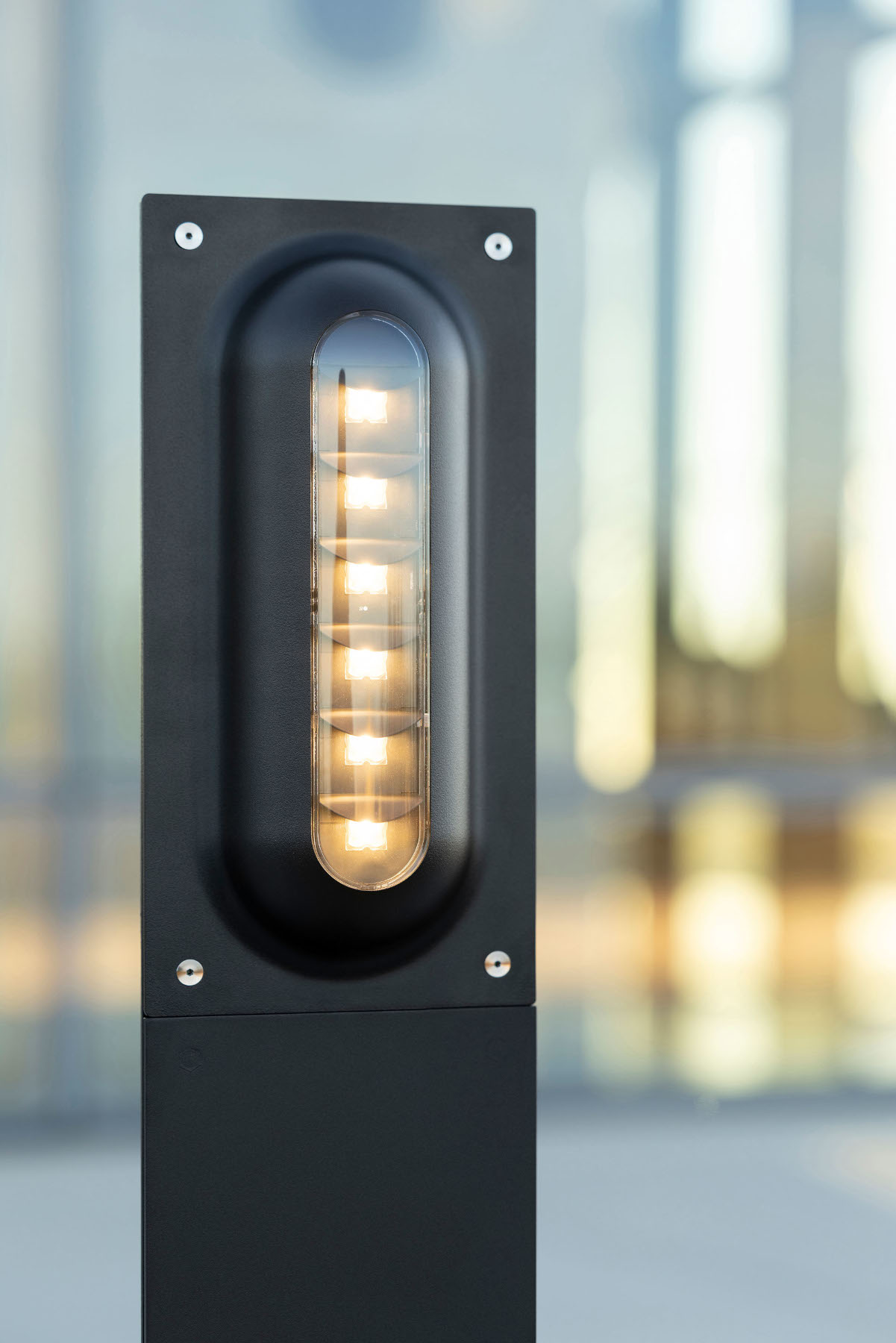 Sustainable Capsule Path Light (72 cm): Schwarz RAL 9005