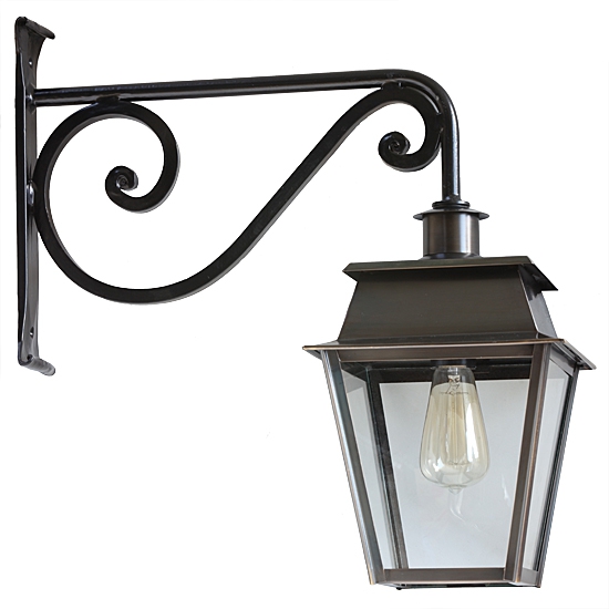Small wall lamp Bordeaux with wrought iron arm