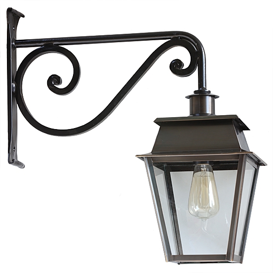 Small wall lamp Bordeaux with wrought iron arm Small wall lamp Bordeaux with wrought iron arm