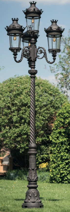Four-flame Wrought Iron Lamp Post AL 6814