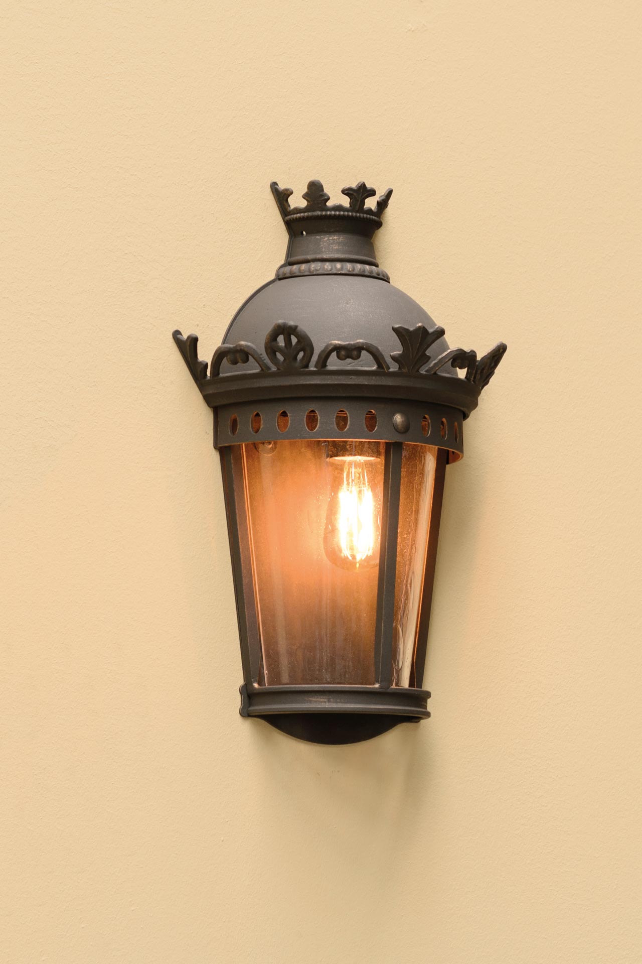 Flache Empirestil-Wandlaterne aus Schmiedeeisen mit Klarglas WL 3550, Bild 2