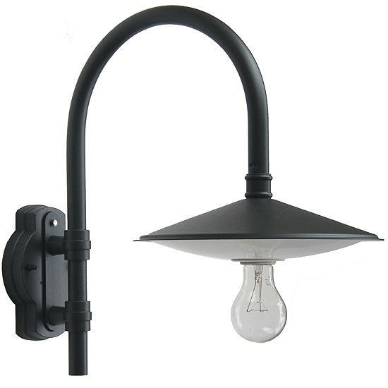 Classic outdoor lamp: courtyard light without glass