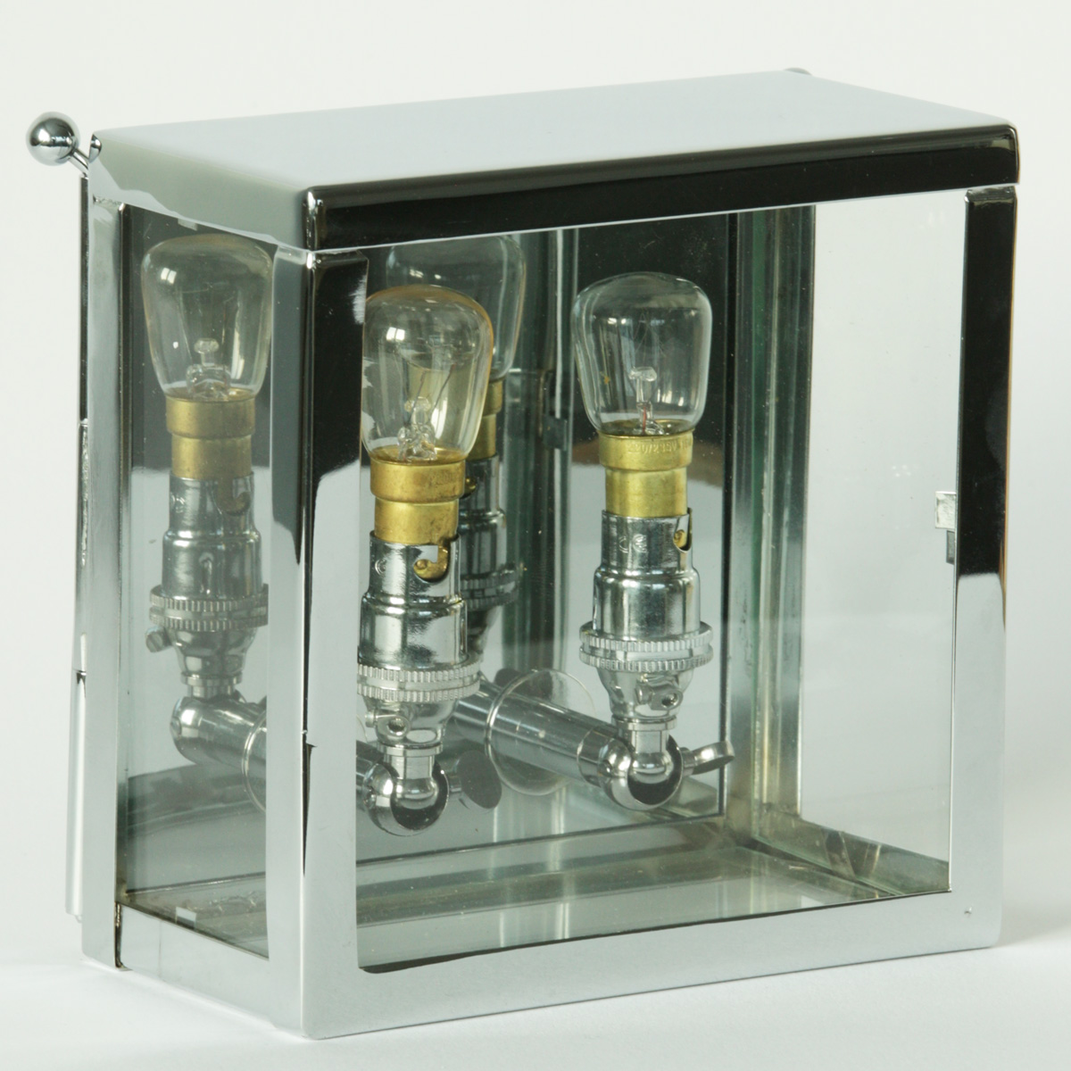 Bild 8: Kleine Messing-Wandleuchte Vitrine petit, verchromt Zweiflammige Messing-Wandleuchte Vitrine petit: Kleine Messing-Wandleuchte Vitrine petit, verchromt